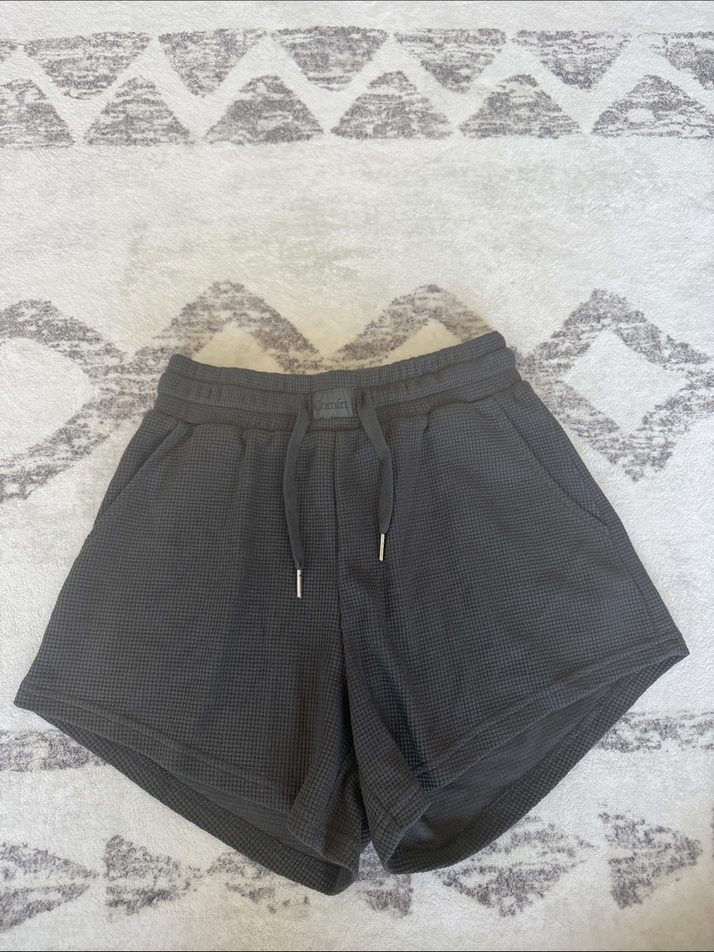 Comfrt Waffle Knit Drawstring Shorts — GRAY